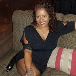 Meet your Posher, Carrie